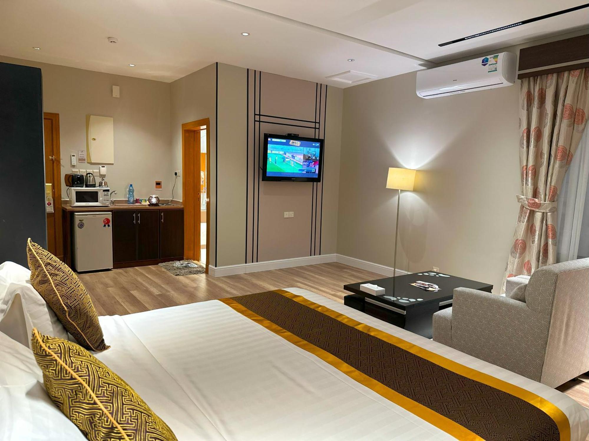 Nelover Hotel Hafar Ḩafar al Bāţin Eksteriør bilde
